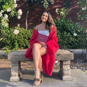 Meet your Posher, Justine